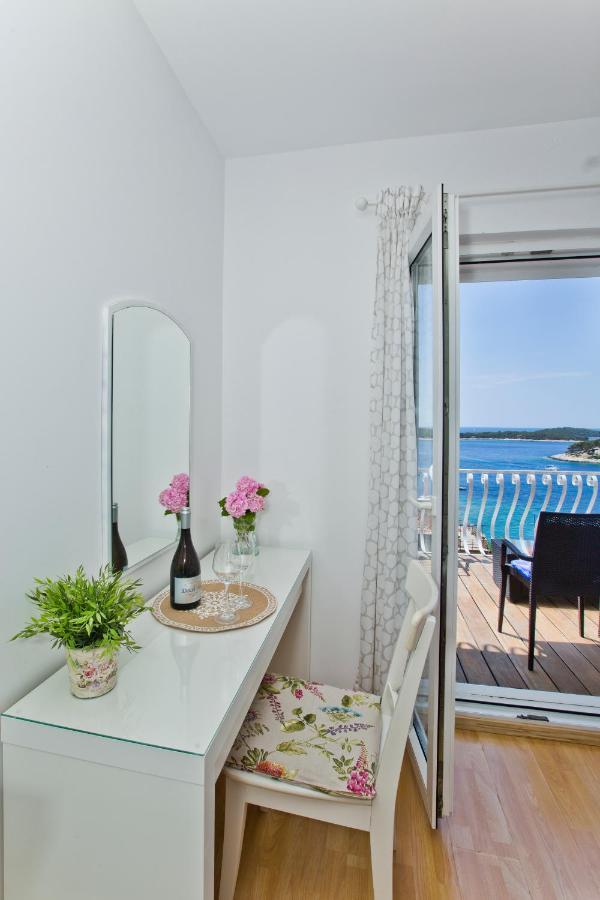 Rooms Carpe Diem Hvar Χβαρ Εξωτερικό φωτογραφία