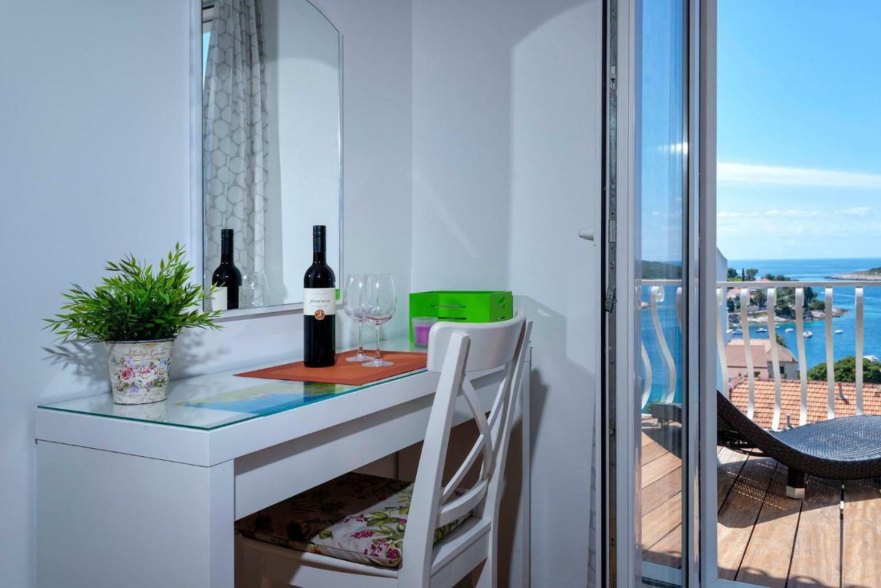 Rooms Carpe Diem Hvar Χβαρ Εξωτερικό φωτογραφία